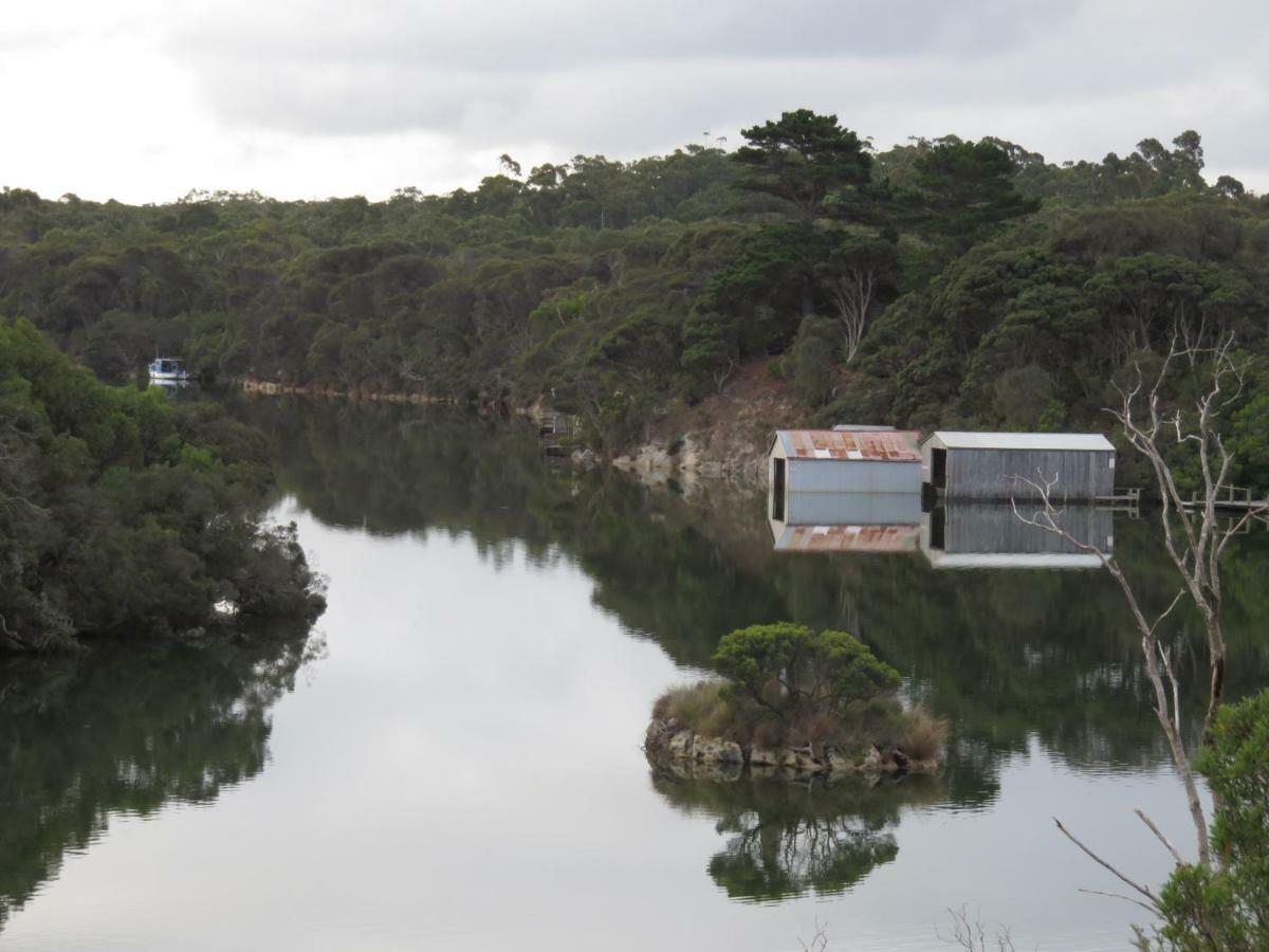 Cedar Cottage Nelson-2 Acre Retreat Dış mekan fotoğraf